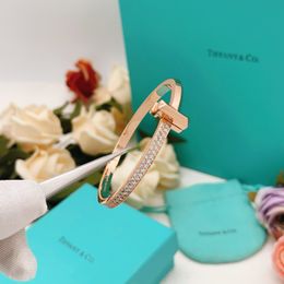 Designer Bracelet for Men and Women Open Bracelet Diamond Luxury Classic Fashion Gift with Original Box KKK