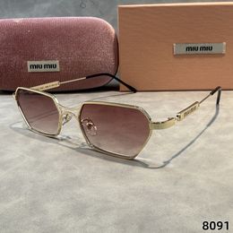 Luxury designer sunglasses fo women sunglasses classic brand luxury sunglasses Fashion UV400 Goggle With Box Retro eyewear high quality travel Store