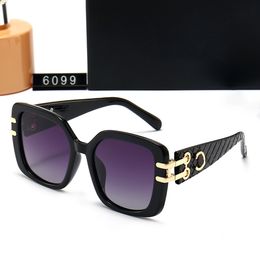 Designer sunglasses fashion polarized sunglasses personality UV resistant men women Goggle Retro square sun glass Casual eyeglasses with box good
