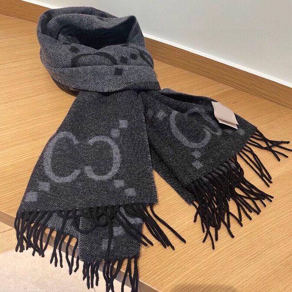 Top of the line scarf designers luxury scarfs autumn and winter Cashmere warm comfortable men and women letter shape fashion casual temperament very good