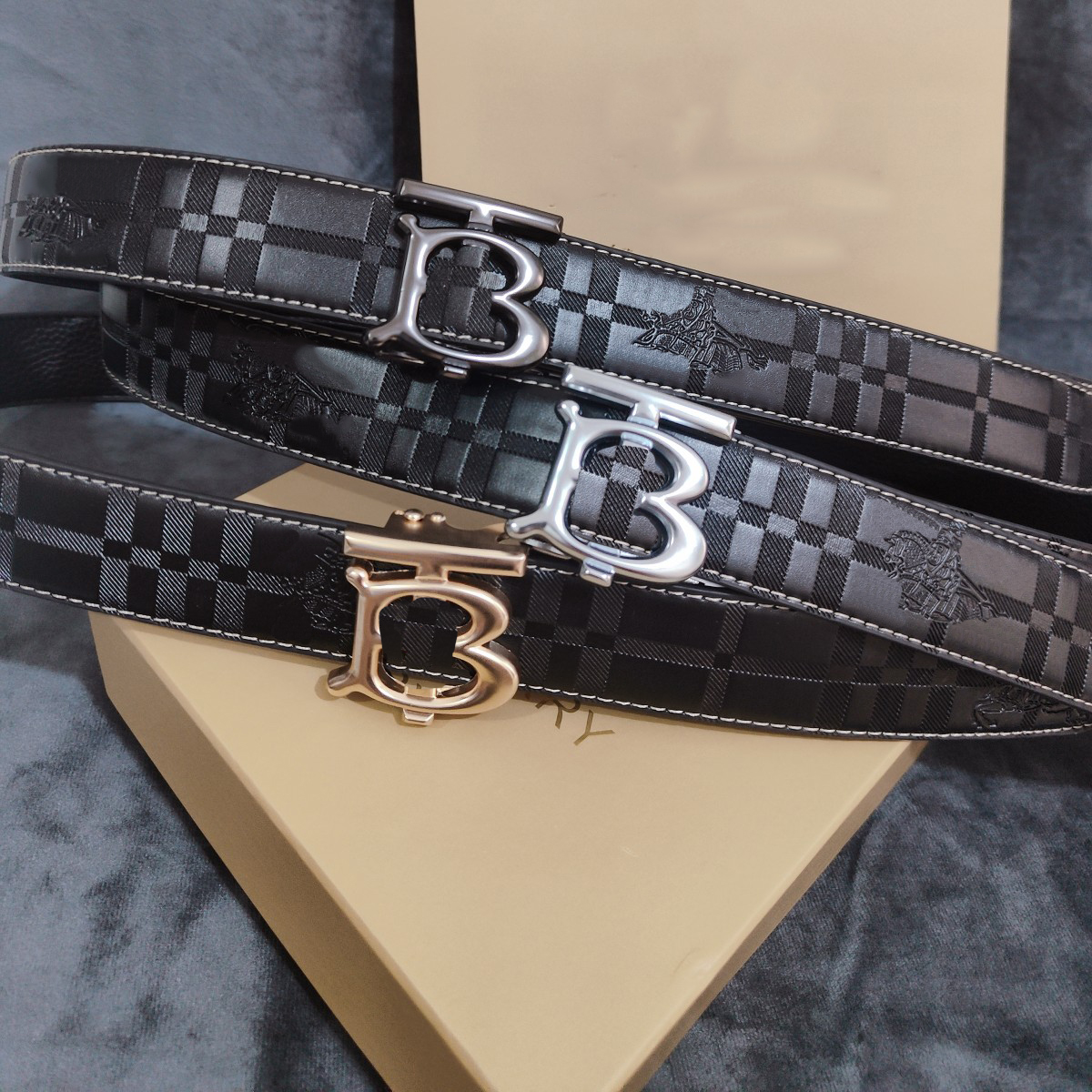 Classic designers belt Solid Stripes color belts man and women Luxury Automatic buckling Width 3.8 cm size 105-125 Fashion Trends gift very nice