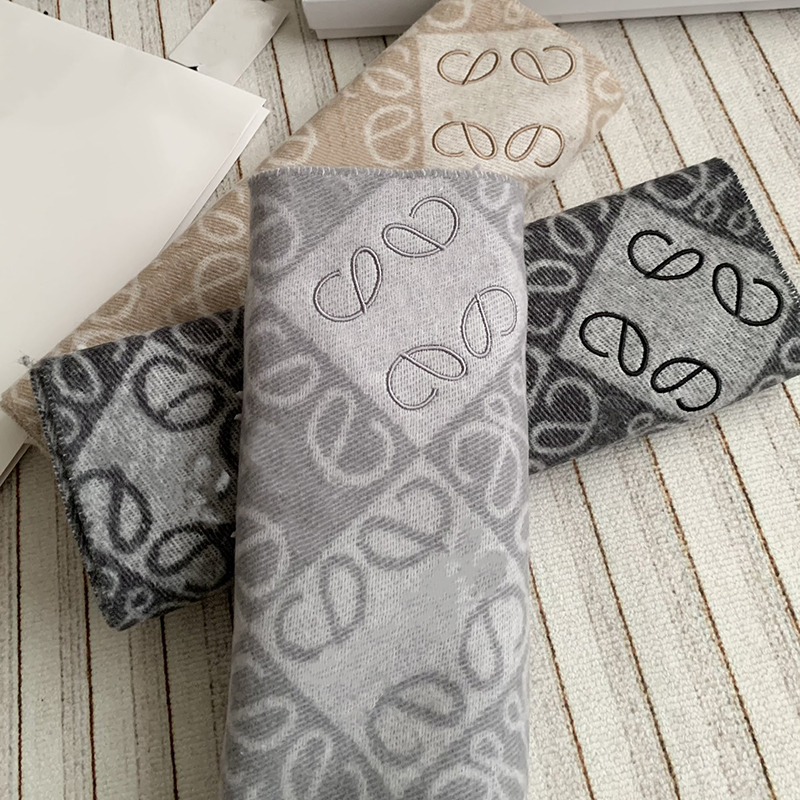 Luxury designer scarf for women and mens scarf designers scarf big Shawls brand Scarves Pashmina Winter Cashmere big Wraps Christmas gift nice goods